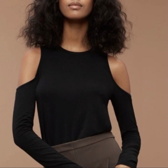 Aritzia Wilfred Free Arrington Cold Shoulder Top